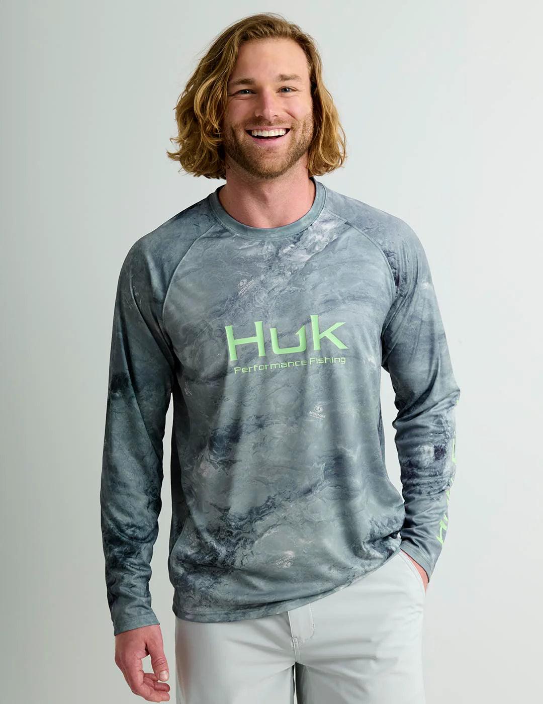 Huk Pursuit Performance Crew (Mossy Oak Calmwater Silver Sky) - NORTH RIVER OUTDOORS