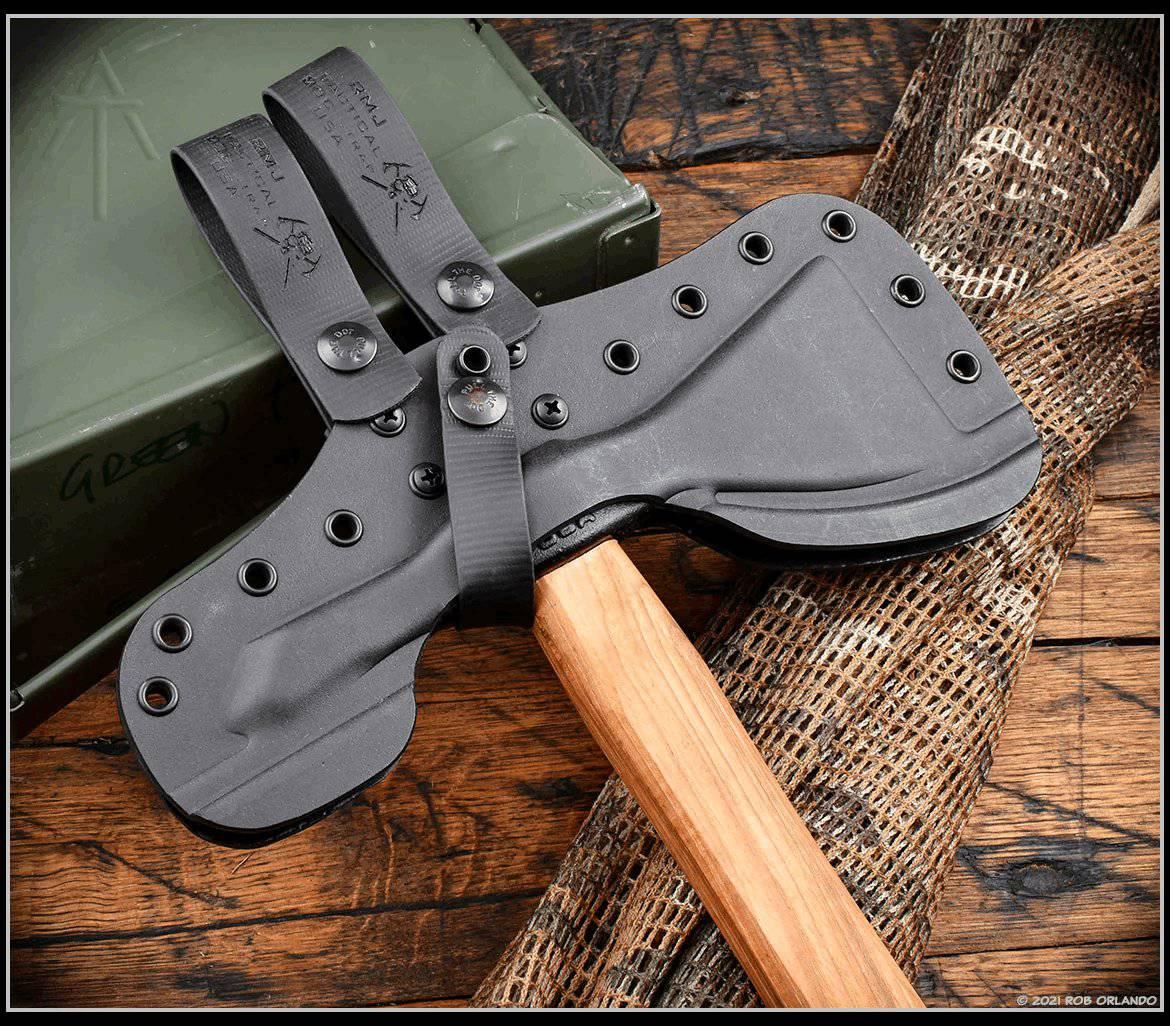 American Tomahawk Model 1 Hickory Handle Black Head (USA) - NORTH RIVER OUTDOORS