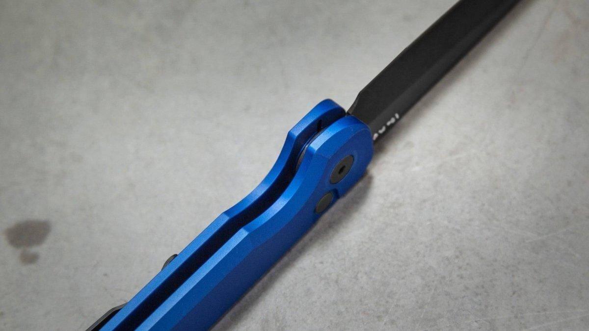 Arcform Blue ARC-071 Slimfoot Black Blade Auto Knife 3.1" 154CM (USA) - NORTH RIVER OUTDOORS