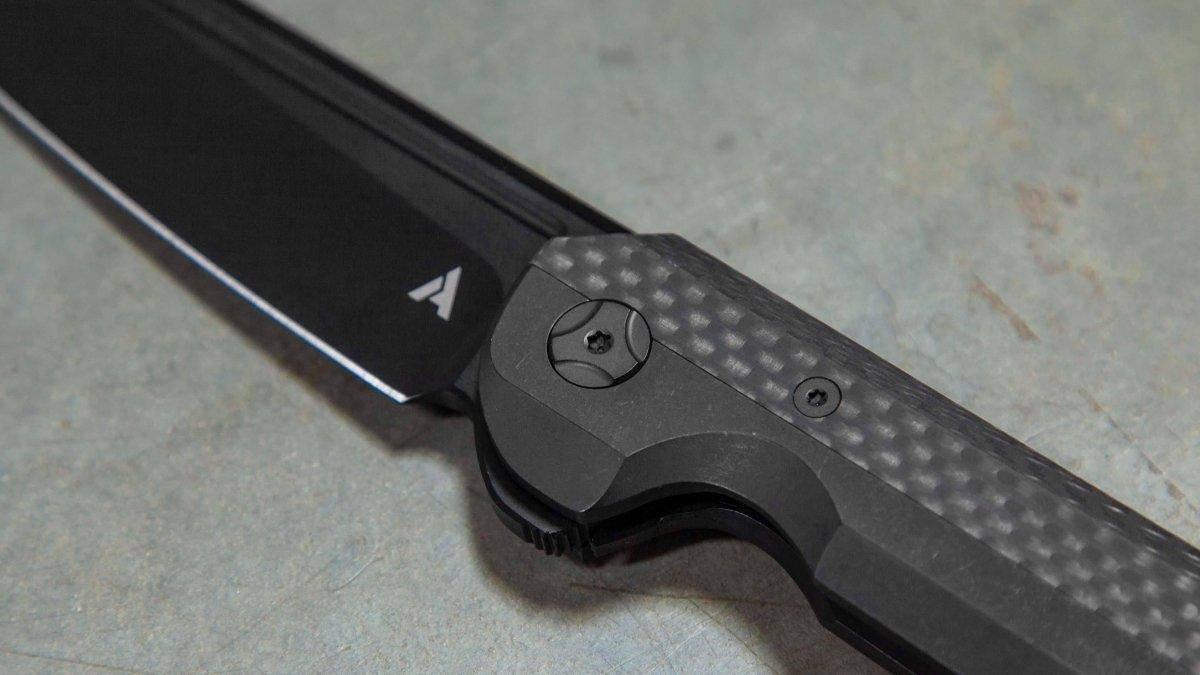 Darcform Slimfoot Titanium Carbon Fiber Handle Black M390 Flipper - NORTH RIVER OUTDOORS