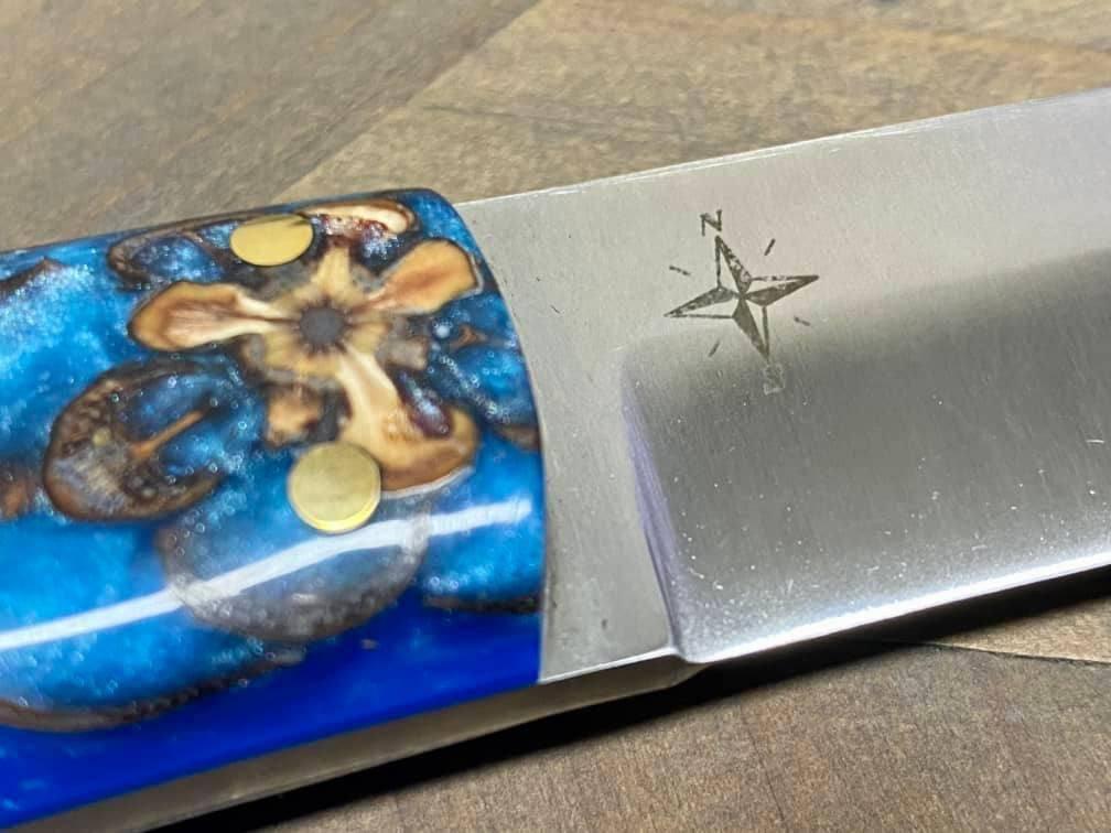 Bark River Puukko 3V Knife Blue Sprucecone - Blue Liners (USA) - NORTH RIVER OUTDOORS