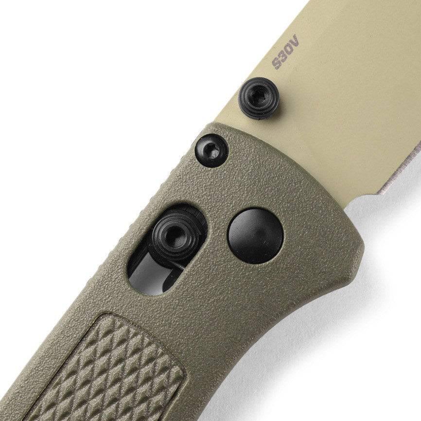 Benchmade 535TN-11 Bugout AXIS Folding Knife 3.24" S30V Desert Verde Cerakote Plain Blade Dark Olive Handles - NORTH RIVER OUTDOORS