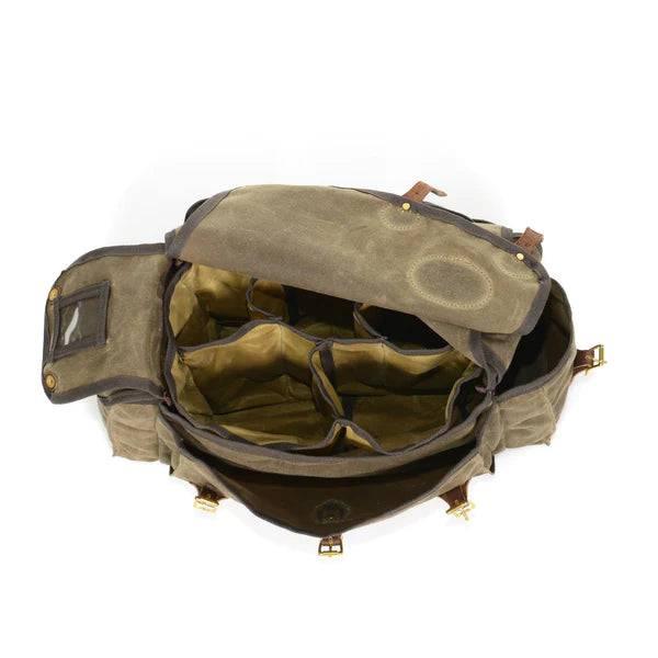 Frost River 622 River Bank Tackle Box (USA) - NORTH RIVER OUTDOORS