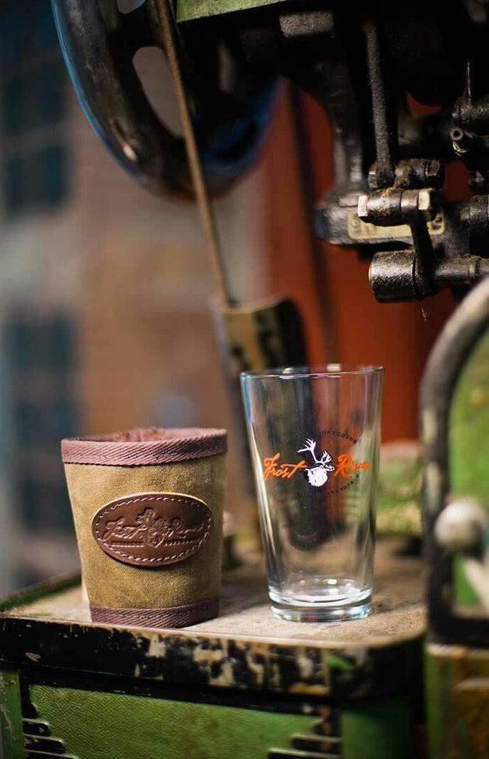 Frost River logo Pint Glass (USA) - NORTH RIVER OUTDOORS