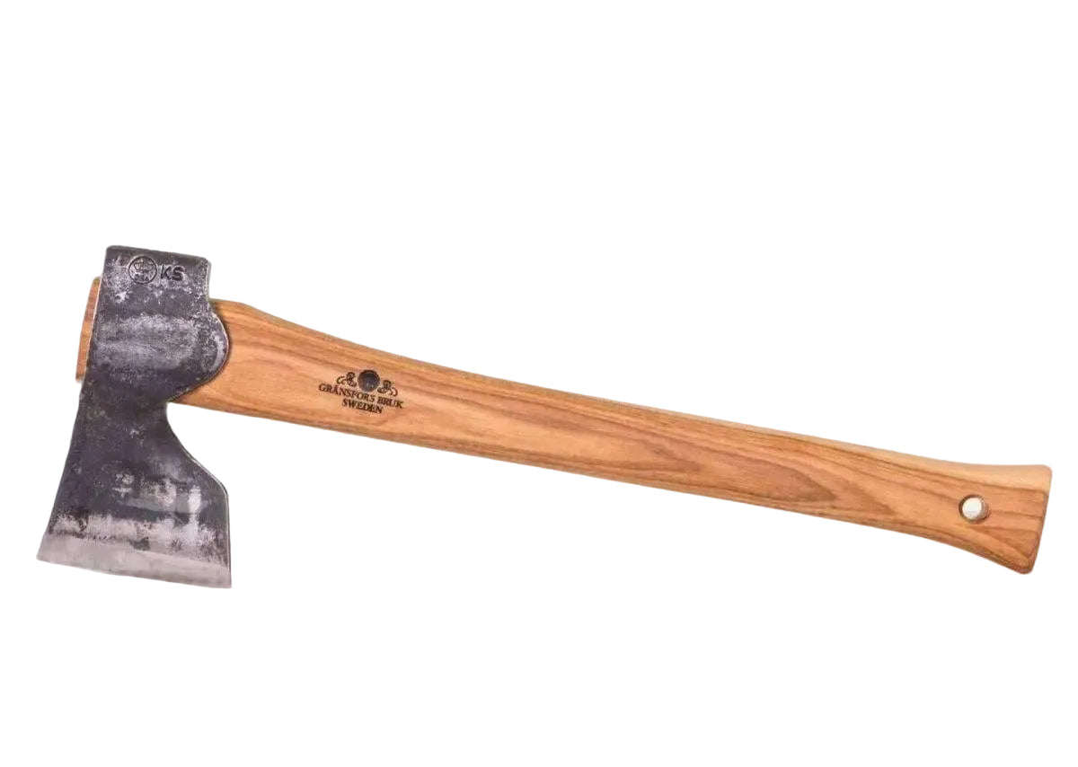 Gränsfors Carpenter’s Hand Forged Axe #465 (Sweden) - NORTH RIVER OUTDOORS