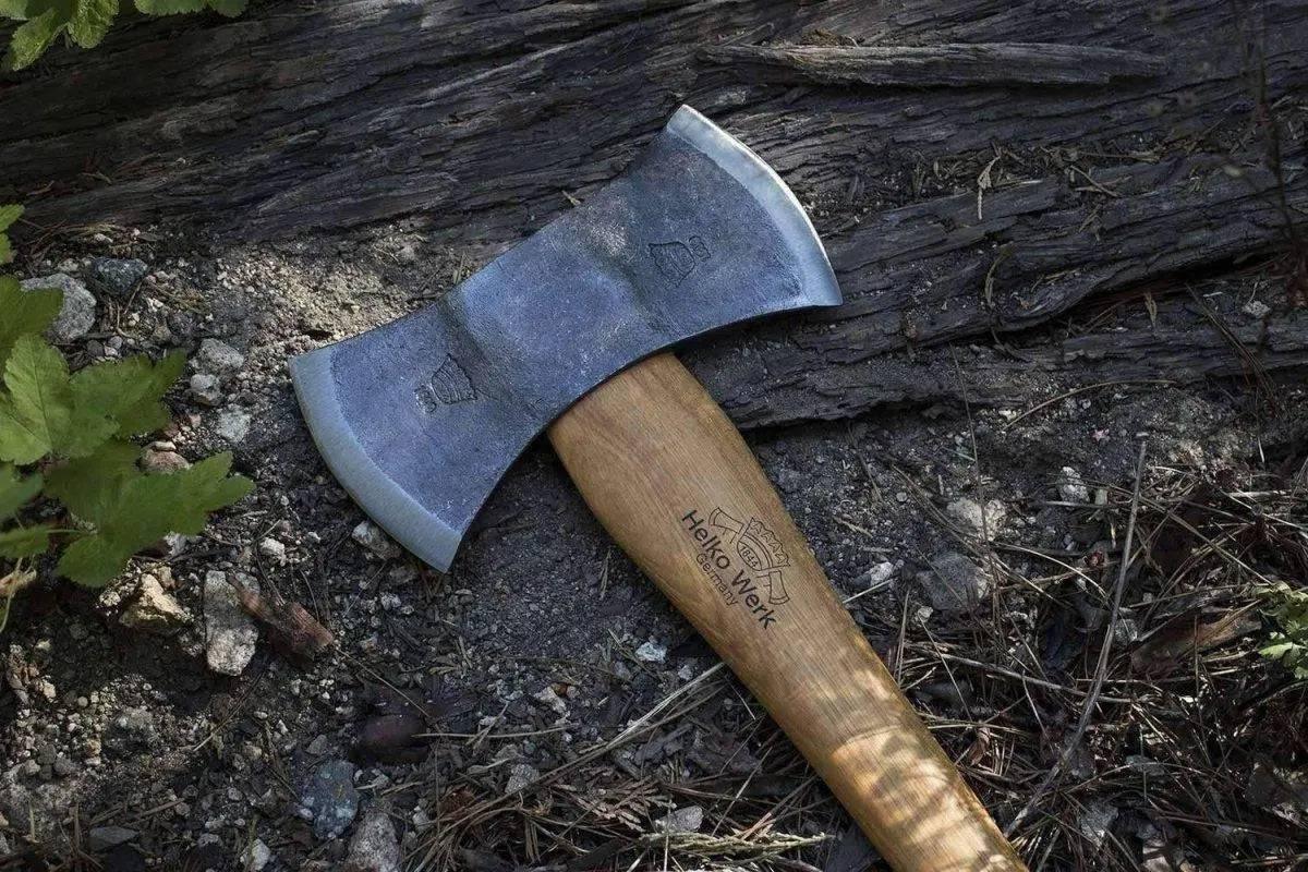 Helko Traditional Hinterland Double Bit Axe (Germany) - NORTH RIVER OUTDOORS