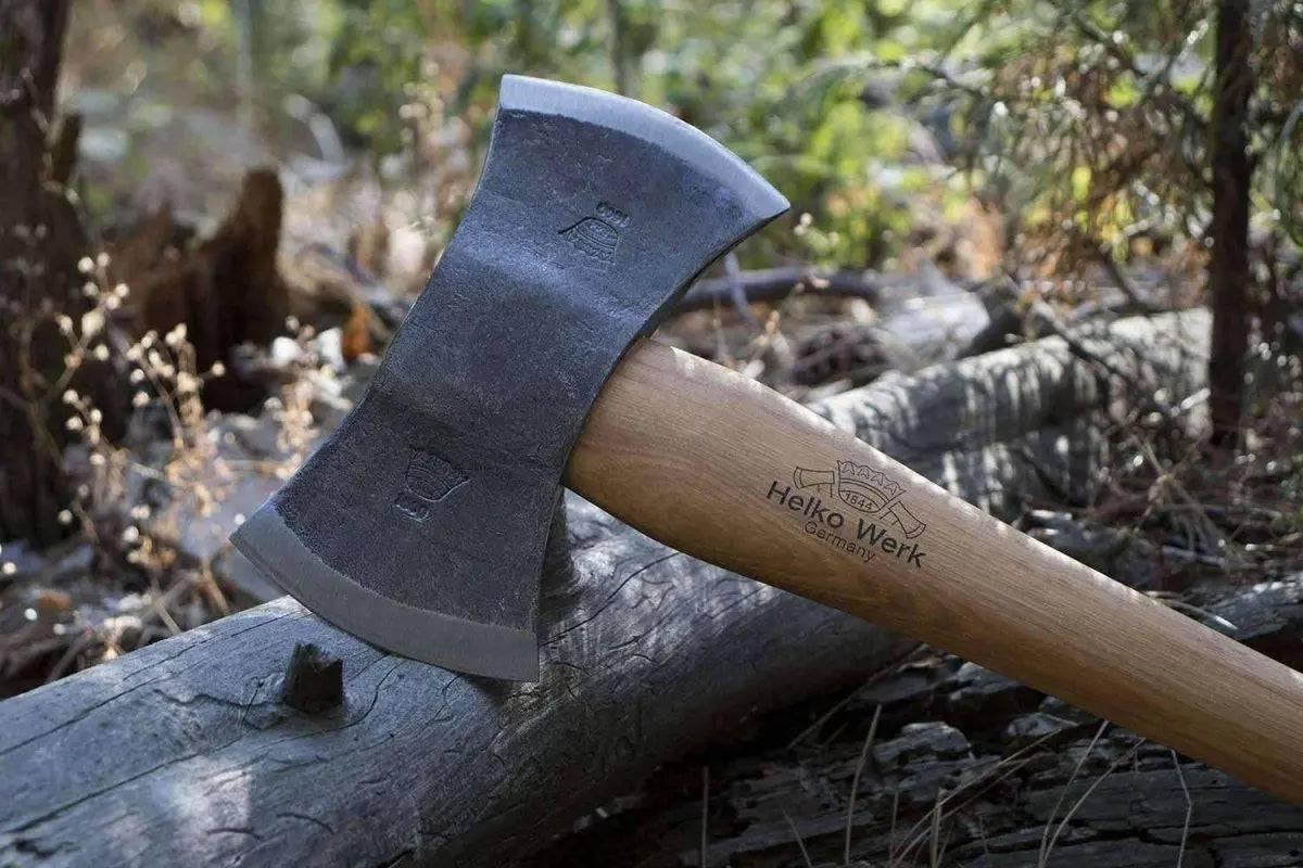 Helko Traditional Hinterland Double Bit Axe (Germany) - NORTH RIVER OUTDOORS
