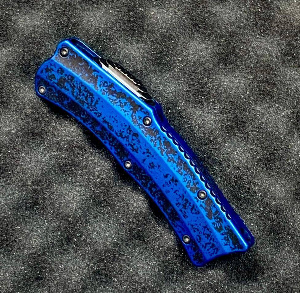Heretic Roc Hawkbill Auto Knife 3.2" MagnaCut Two Tone Breakthrough Blue Handle - NORTH RIVER OUTDOORS