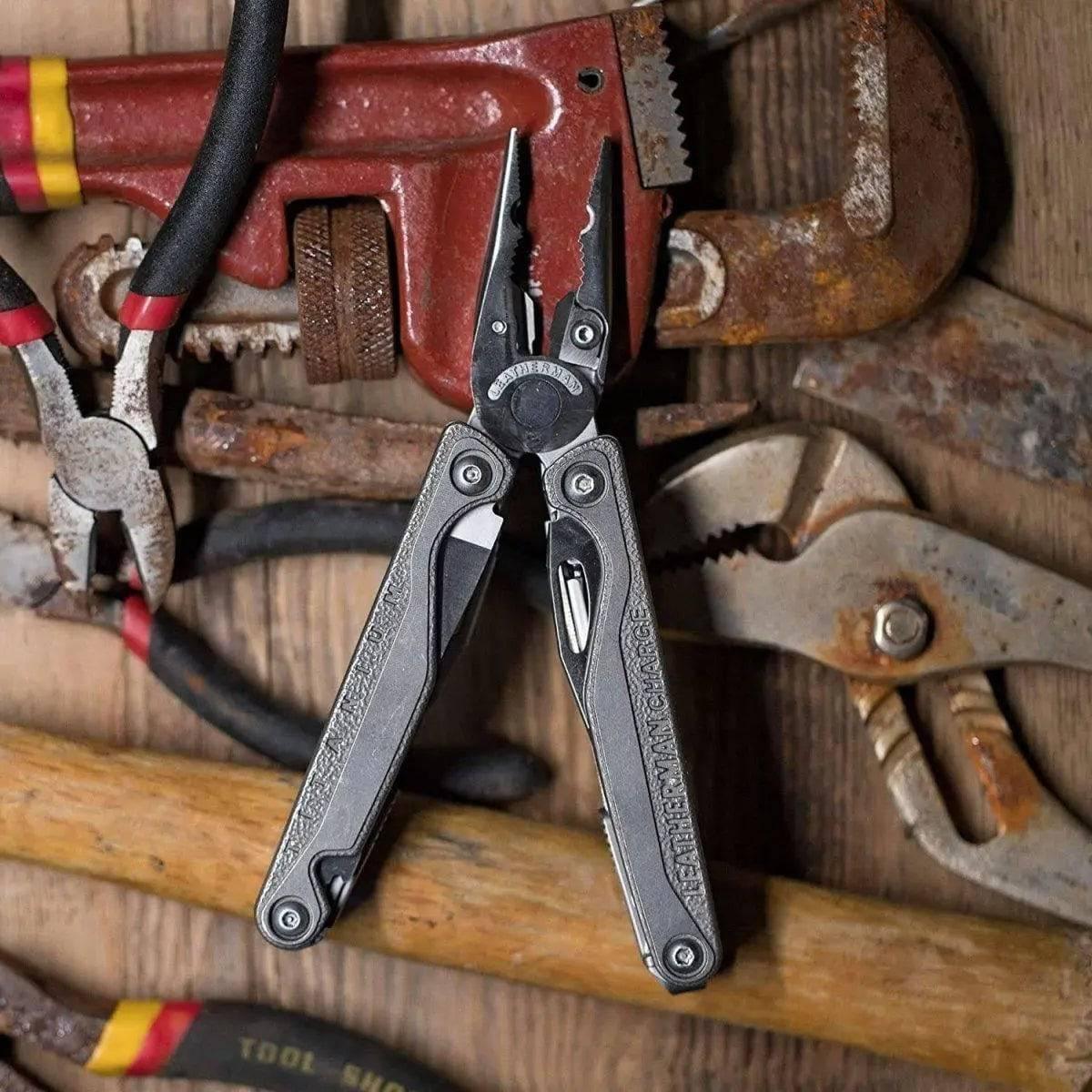 Leatherman Charge Plus TTi Titanium Multi-Tool (USA) - NORTH RIVER OUTDOORS
