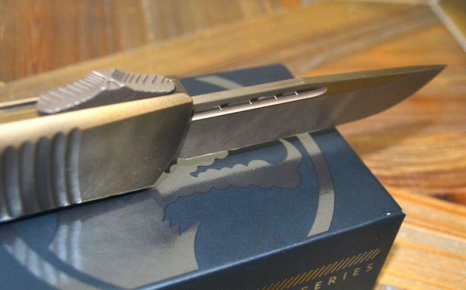 Microtech Combat Troodon 143-13APABS S/E Bronze Apocalyptic Signature Series - NORTH RIVER OUTDOORS