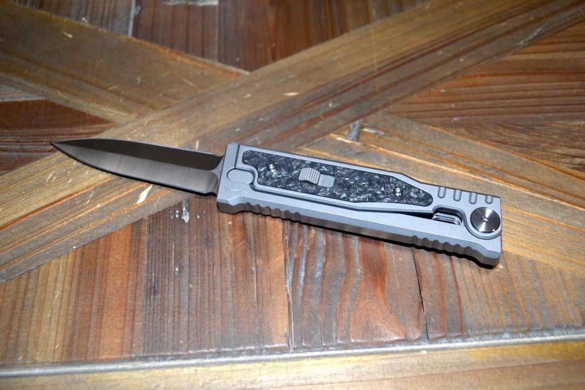 REATE EXO-M OTF GRAVITY KNIFE TITANIUM/CARBON FIBER 2.95" DOUBLE EDGE SATIN - NORTH RIVER OUTDOORS