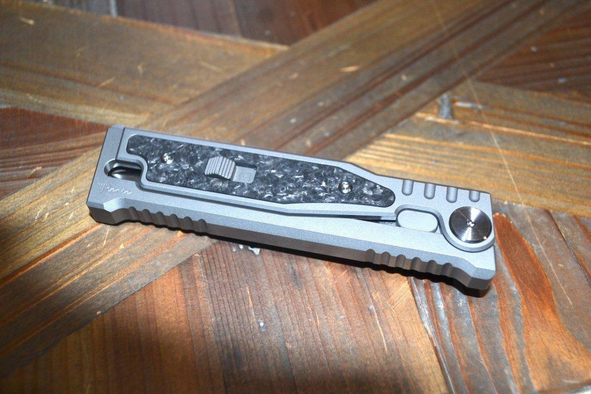 REATE EXO-M OTF GRAVITY KNIFE TITANIUM/CARBON FIBER 2.95" DOUBLE EDGE SATIN - NORTH RIVER OUTDOORS