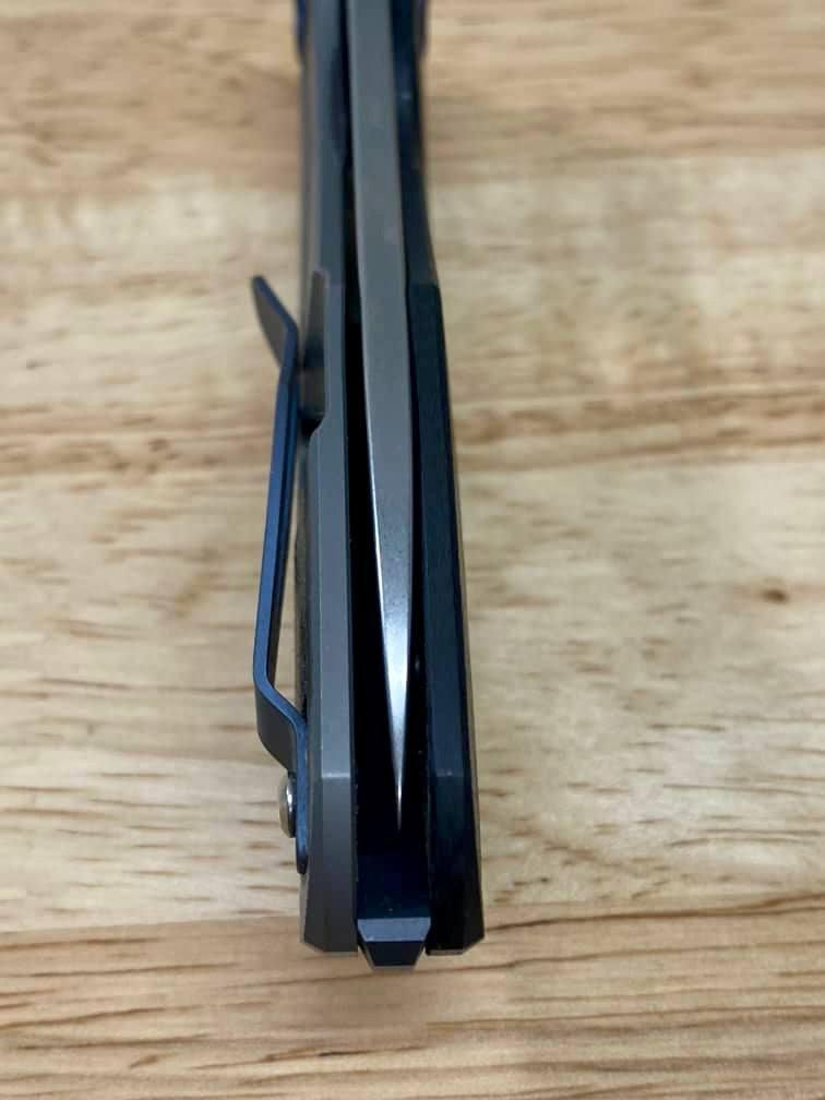 Spyderco C235CFTIP Drunken Folding Knife 3.5" S90V Carbon Fiber / Titanium (Pre-Owned) - NORTH RIVER OUTDOORS