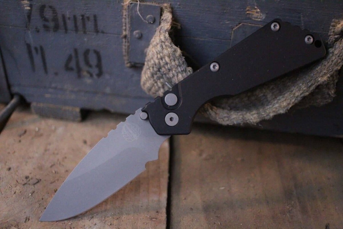 Automatic Knives - NORTH RIVER OUTDOORS