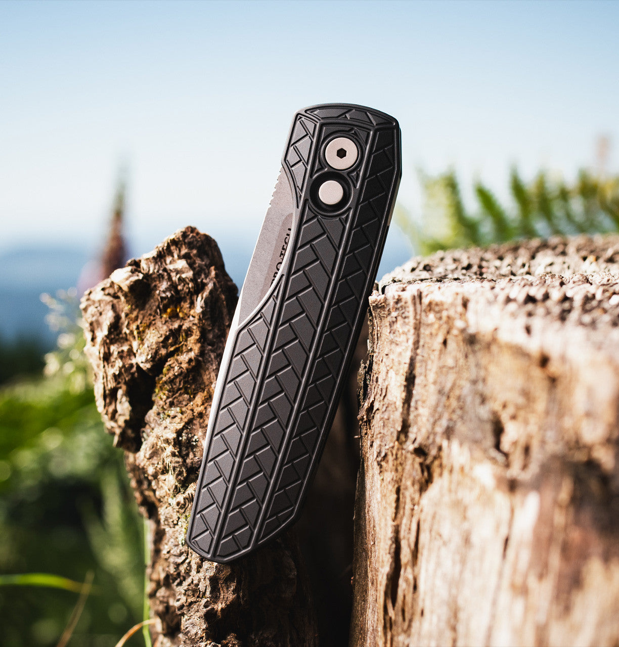 Pro-Tech Vero Synapse 2 Black Herringbone Textured Aluminum Knife (Stonewash CPM-MagnaMax)