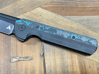 Darcform Slimfoot ARC-110 Flipper 3.5" Black M390 Sheepsfoot Blade Titanium Handles with Blue Fat Carbon Inlay - NORTH RIVER OUTDOORS