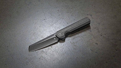 Darcform Slimfoot Titanium Carbon Fiber Handle Black M390 Flipper - NORTH RIVER OUTDOORS