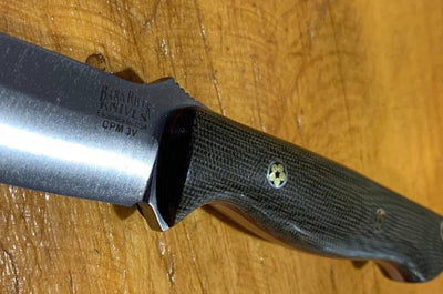 Bark River Gunny CPM 3V Knife w/ Green Canvas Micarta - Red Liners - Mosaic Pins - NORTH RIVER OUTDOORS