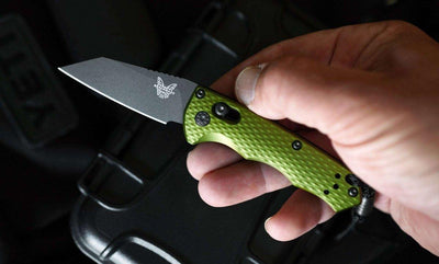 Benchmade 2900BK-2 Auto Immunity Folding Knife 2.49" CPM-M4 Cobalt Black Wharncliffe Woodland Green Handles - NORTH RIVER OUTDOORS