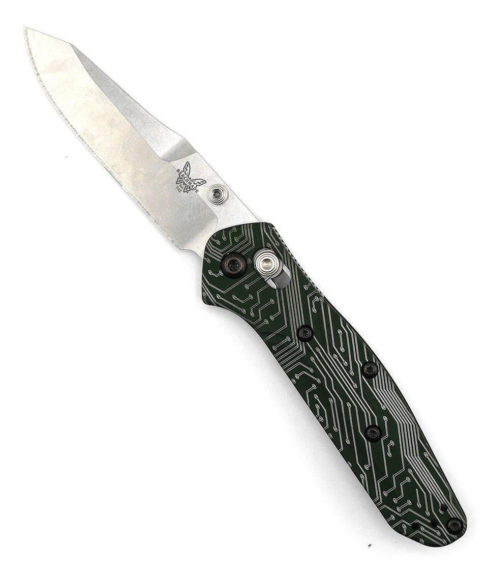 Custom Engraved Benchmade 945 Mini Osborne Folding Knife 2.92" S30V Satin Plain Blade, Green - NORTH RIVER OUTDOORS