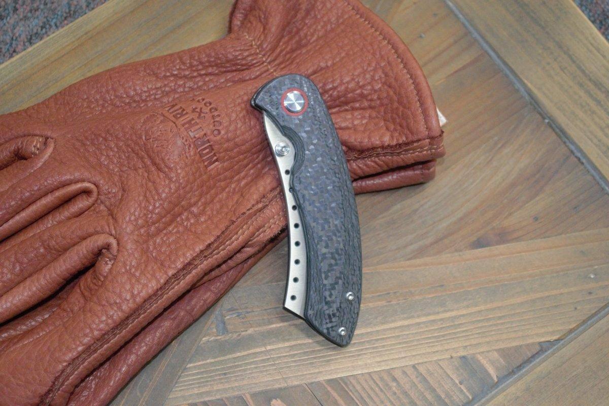 Red Horse Hell Razor P Series Carbon Fiber w/ Satin Blade - NORTH RIVER OUTDOORS