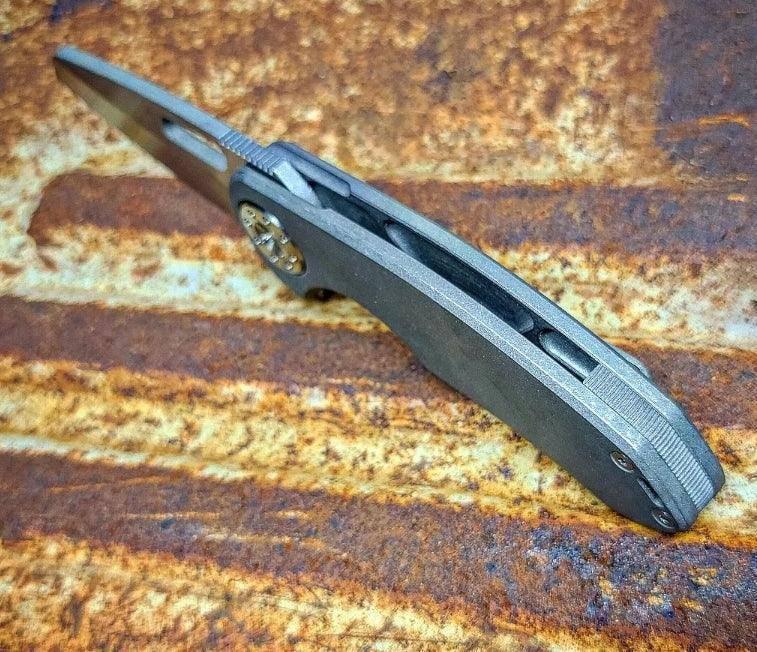 Curtiss F3 Medium Flipper Knife 3.25" CTS-XHP Wharncliffe - F3 Medium WH/FL - NORTH RIVER OUTDOORS