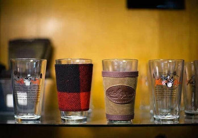 Frost River logo Pint Glass (USA) - NORTH RIVER OUTDOORS