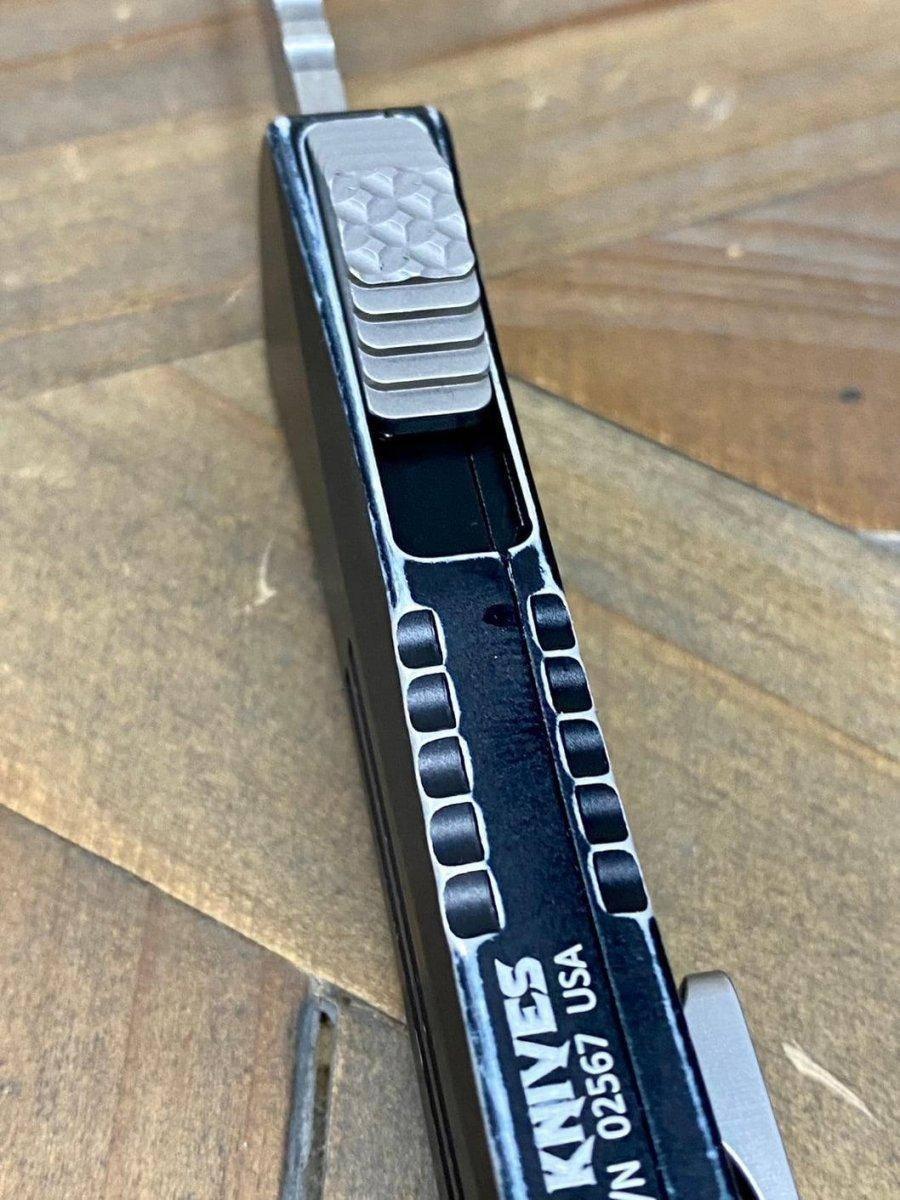 Heretic Manticore E Battleworn Black OTF Automatic Knife 3" Recurve Stonewash H029-2A-BATTLE - NORTH RIVER OUTDOORS