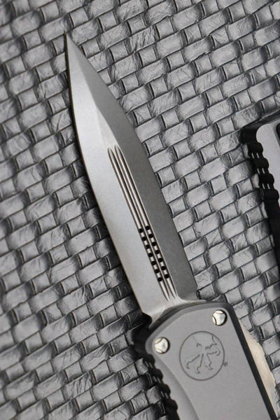 Microtech 702-1 DLCTSH Signature Series Hera OTF AUTO Knife 3.125" Black DLC Double Edge Dagger - NORTH RIVER OUTDOORS