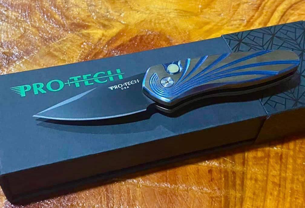 Pro-Tech Sprint 2952 Custom, 2-Tone Milled Titanium / DLC S35VN (USA) - NORTH RIVER OUTDOORS