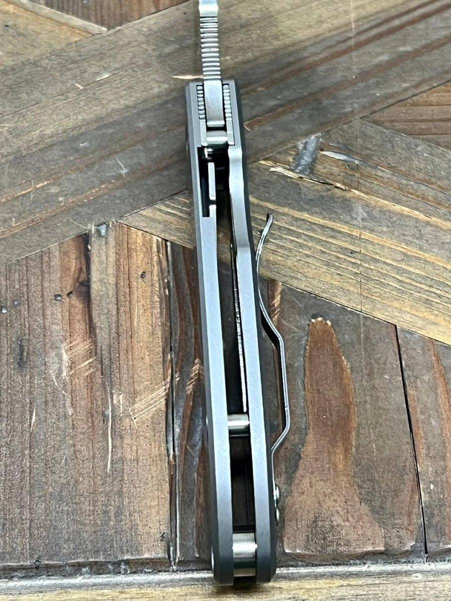 Spyderco Para 3 C223GP Custom Titanium Handles Knife 3" S110V Satin (USA) - NORTH RIVER OUTDOORS