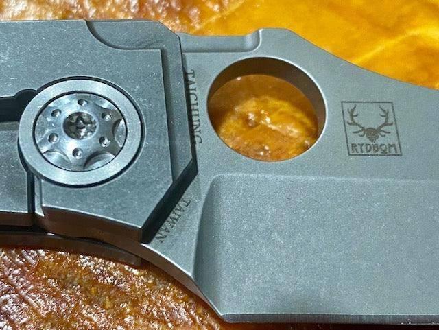 Spyderco Stovepipe Folding Knife 2.78" CPM-20CV Dark Stonewashed Cleaver Blade - NORTH RIVER OUTDOORS