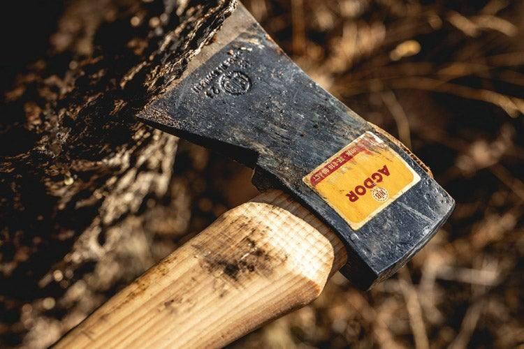 Hults Bruk Agdor 28" Montreal Felling Axe (Sweden) - NORTH RIVER OUTDOORS